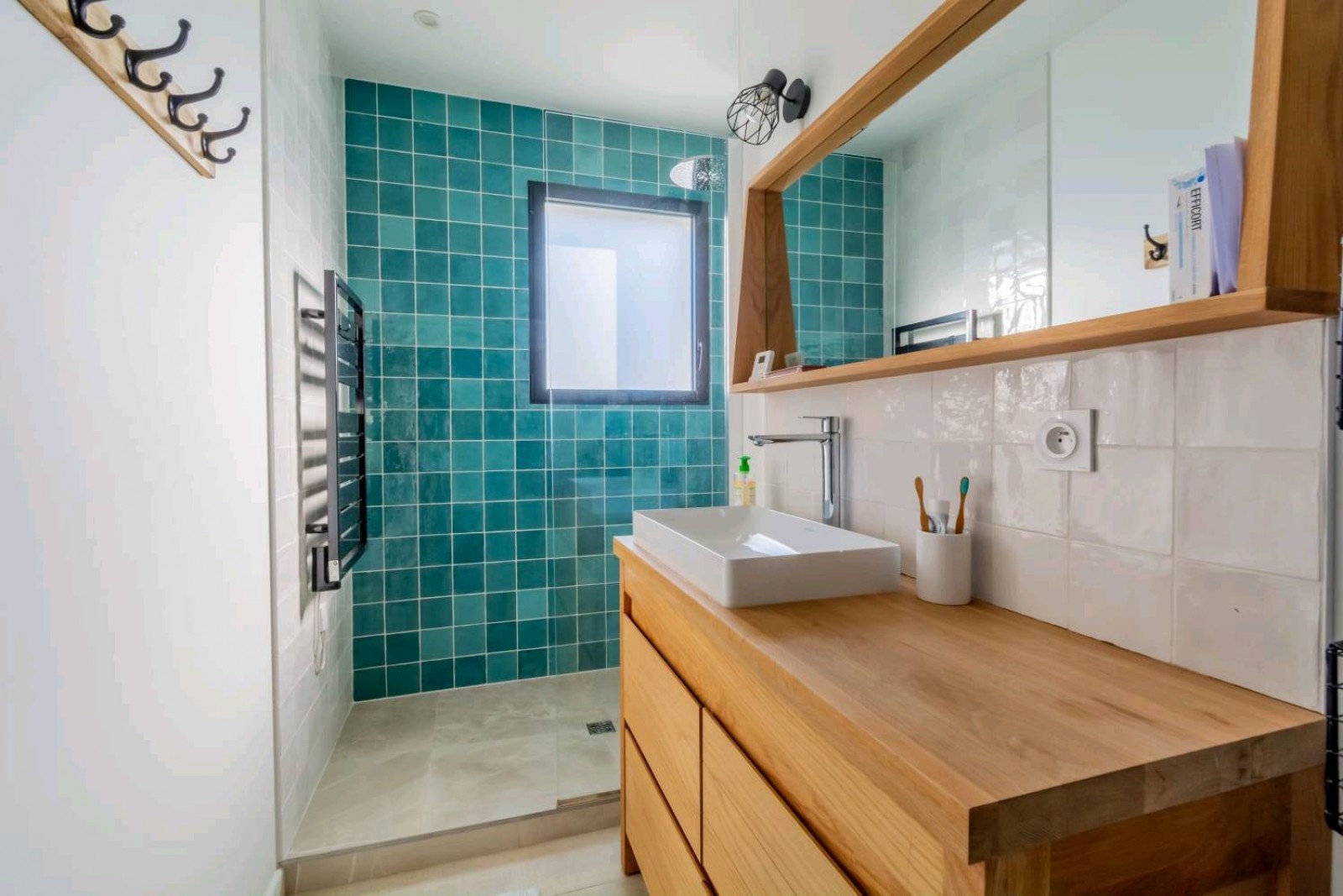 Réalisation complète sur mesure  d'une salle de Bain à Capeyron secteur Mérignac 