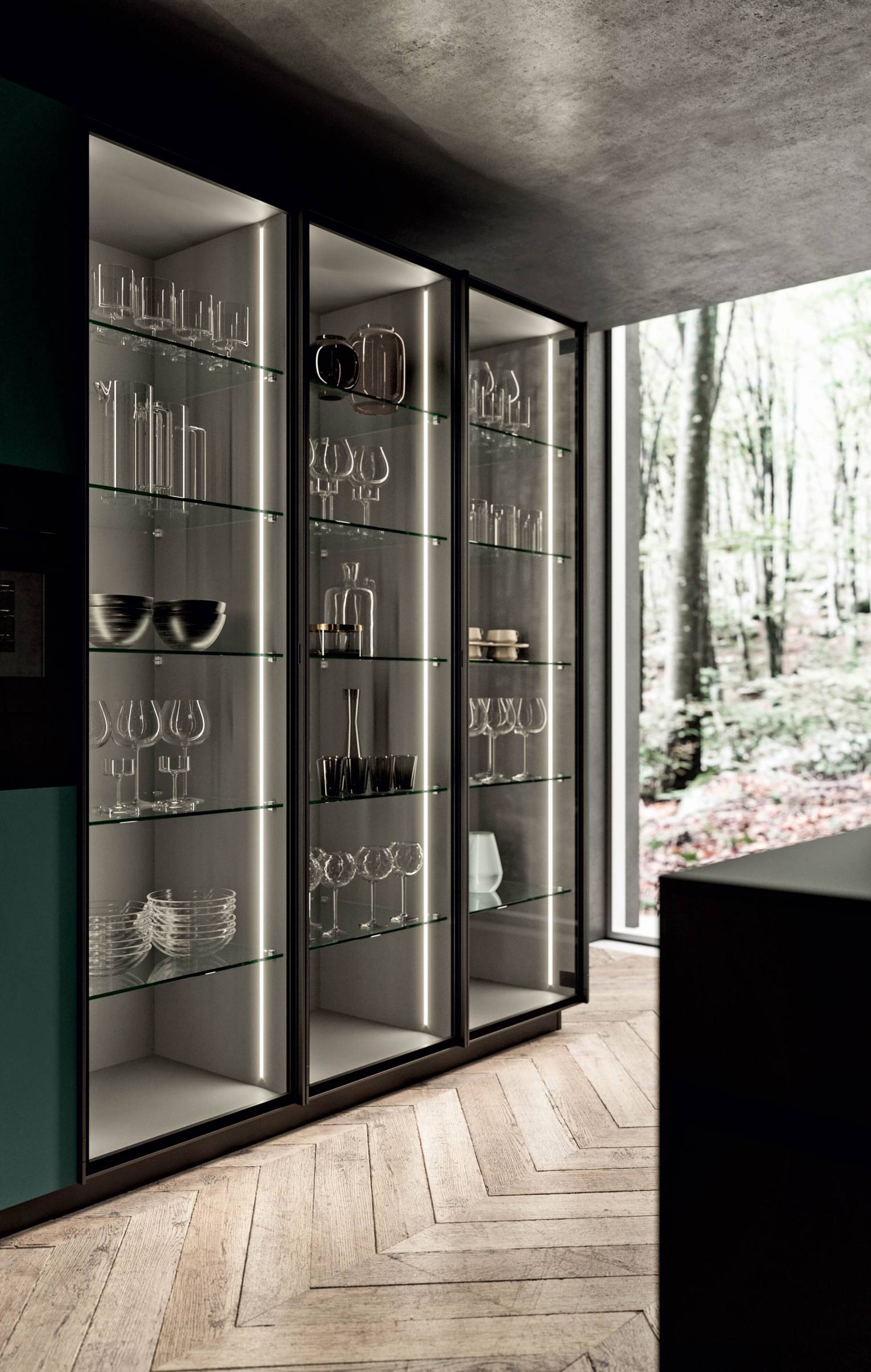 Le profil vertical des portes et vitrines Doha dépasse par rapport aux portes. Donnat ainsi une esthetique plus raffinée et permettant une meilleure prise.